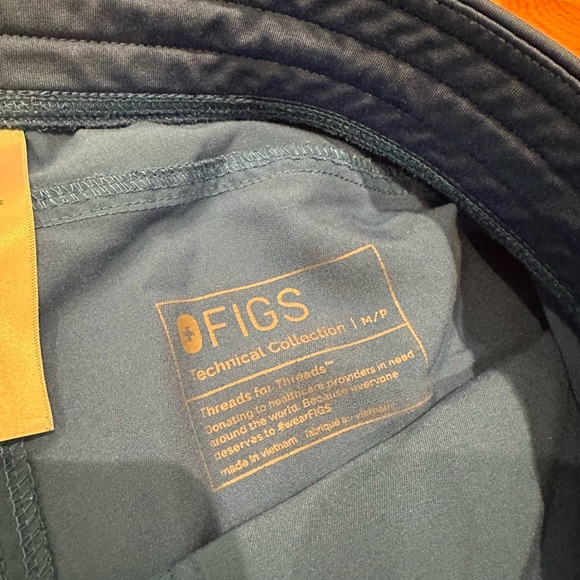 Women’s Figs Blue Kade Scrub Pant - Picture 3 of 5